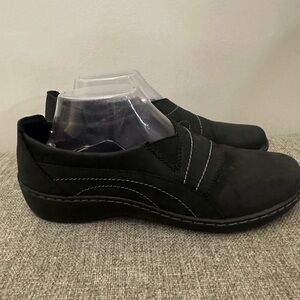 Clark’s Collection Black Leather Loafers Size 9